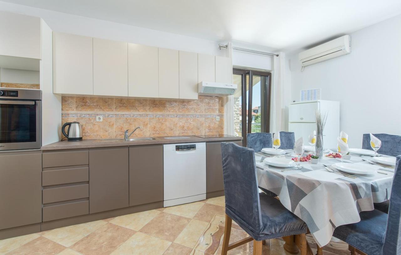 Apartmani Lorena Poreč Buitenkant foto