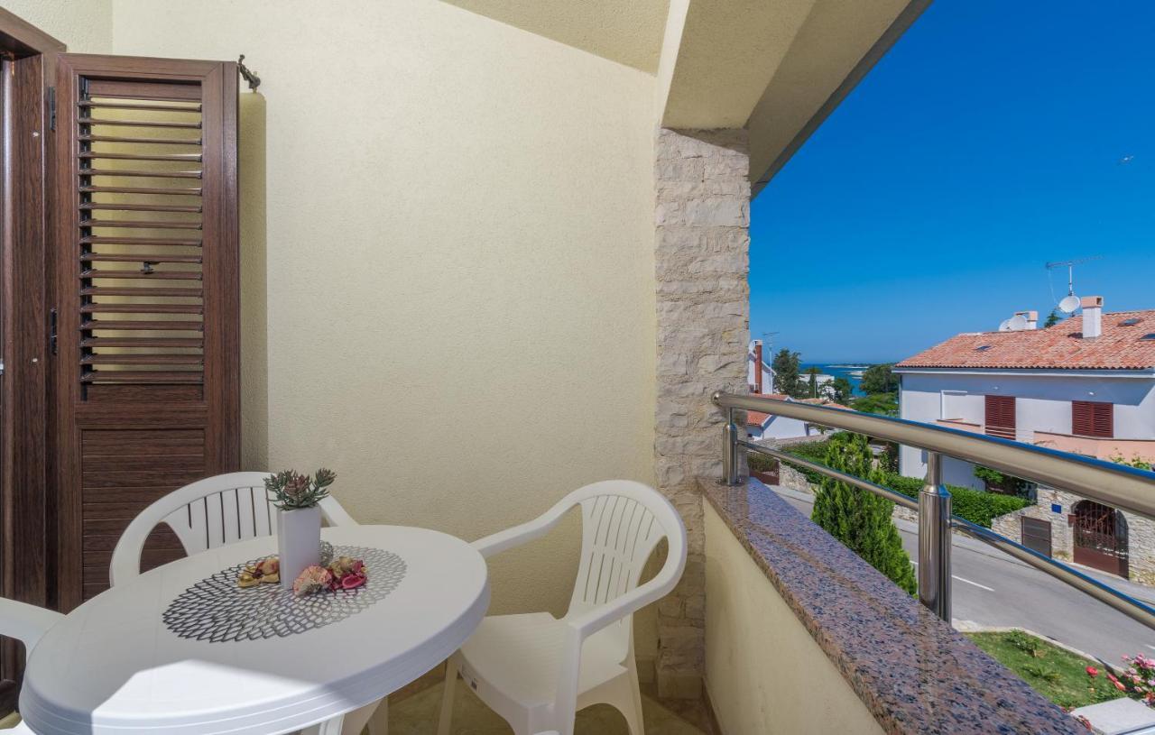 Apartmani Lorena Poreč Buitenkant foto