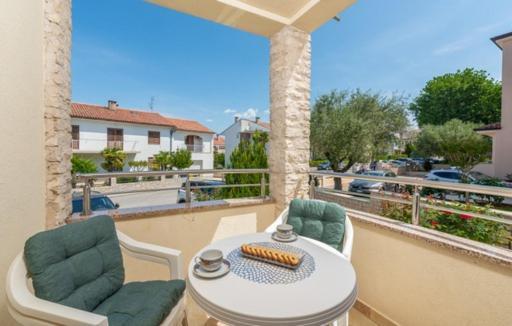 Apartmani Lorena Poreč Buitenkant foto