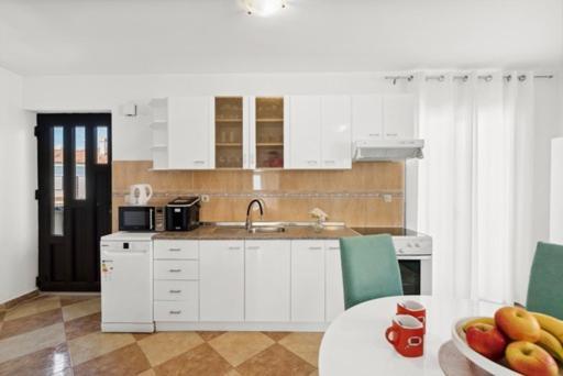 Apartmani Lorena Poreč Buitenkant foto